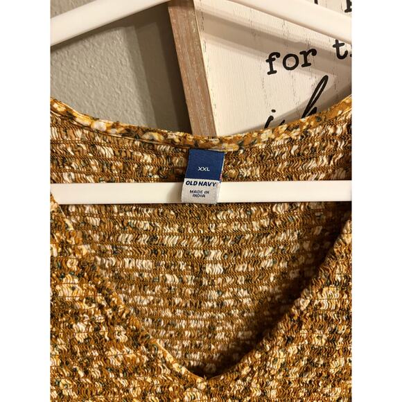 Old Navy Smocked Long-Sleeve V-Neck Blouse in color, yellow floral- size XXL - Picture 5 of 5